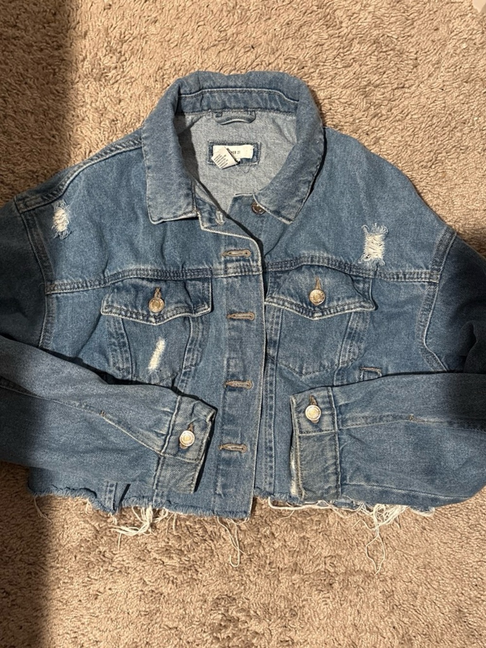 Forever 21 Distressed Cropped Denim Jacket - Blue